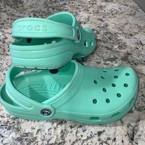 Women crocs